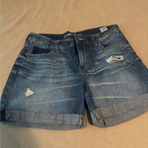 Women’s old navy size 8 shorts